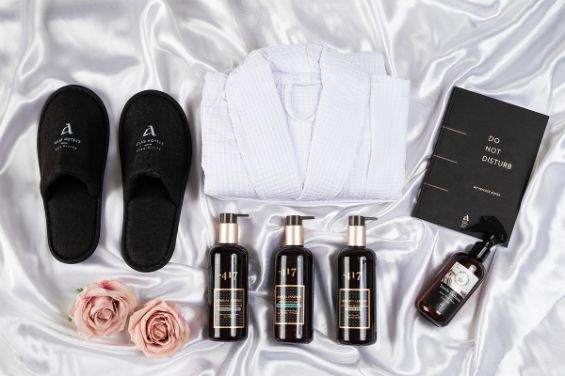 HOME_SWEET_HOTEL_5-565w